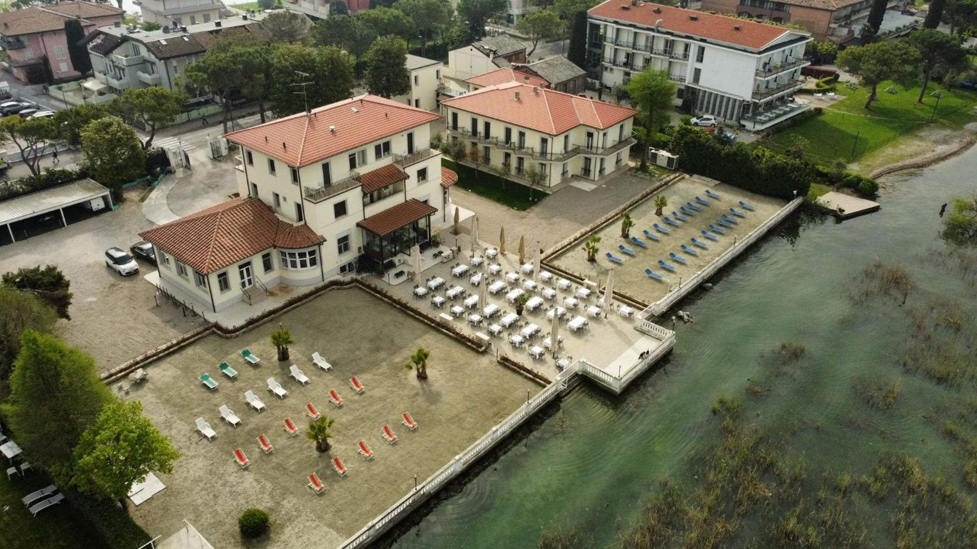 Hotel Villa Trieste Sirmione Exterior foto