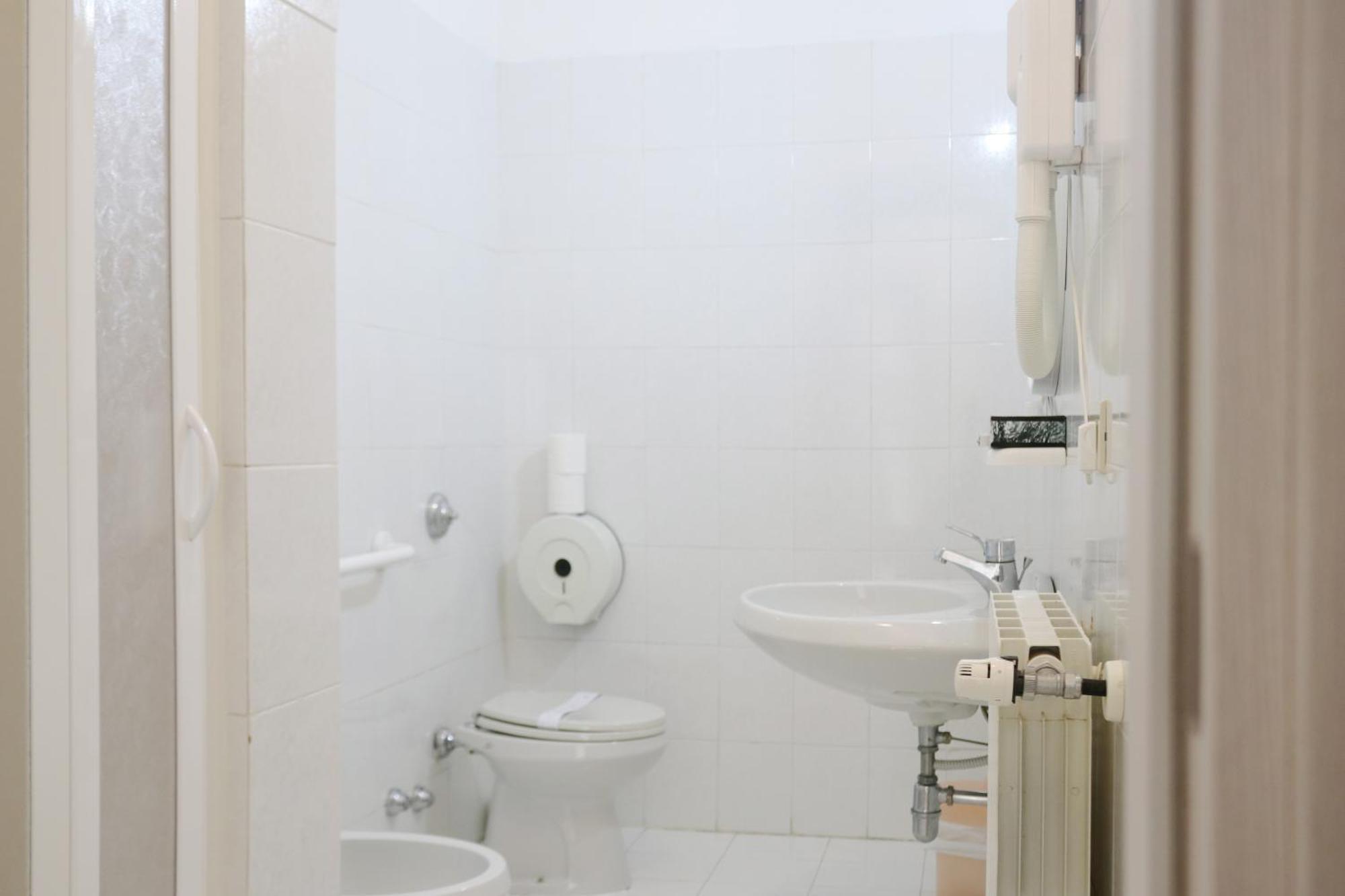 Hotel Villa Trieste Sirmione Quarto foto
