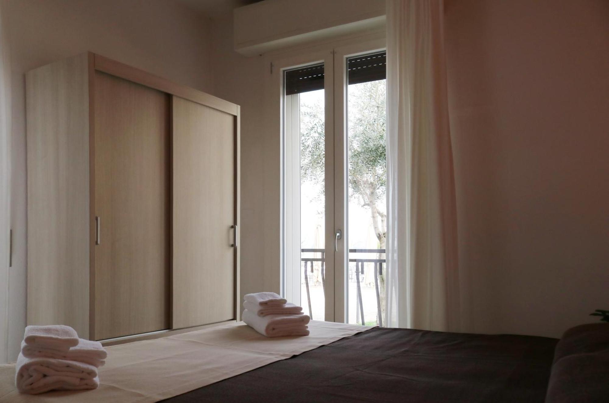 Hotel Villa Trieste Sirmione Quarto foto