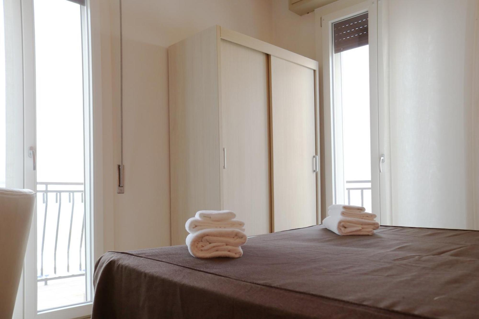 Hotel Villa Trieste Sirmione Quarto foto