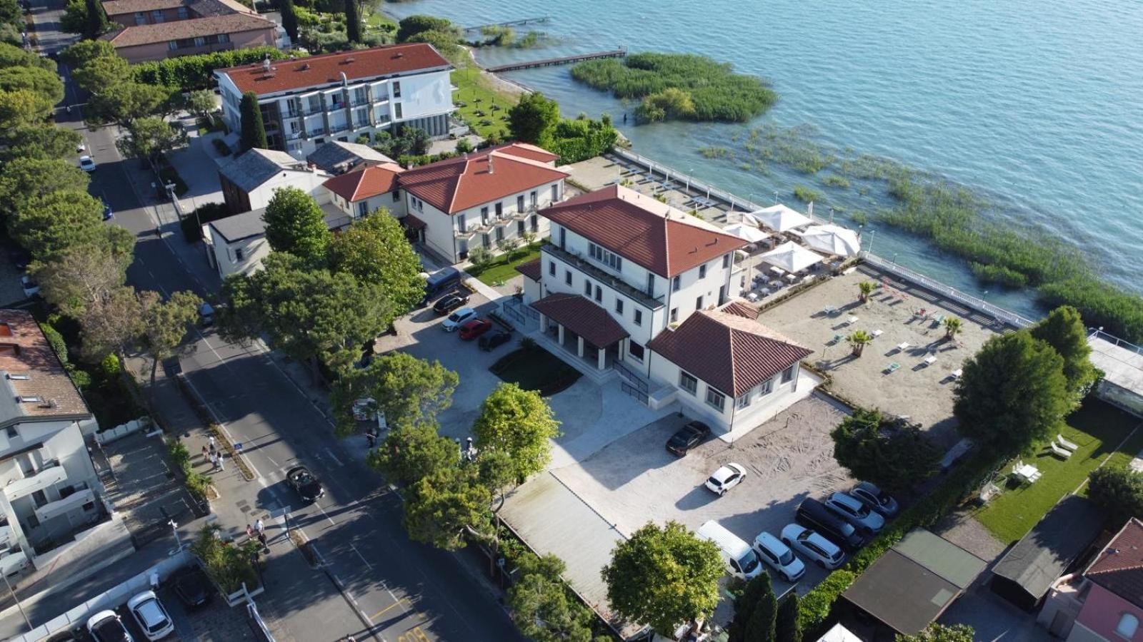 Hotel Villa Trieste Sirmione Exterior foto