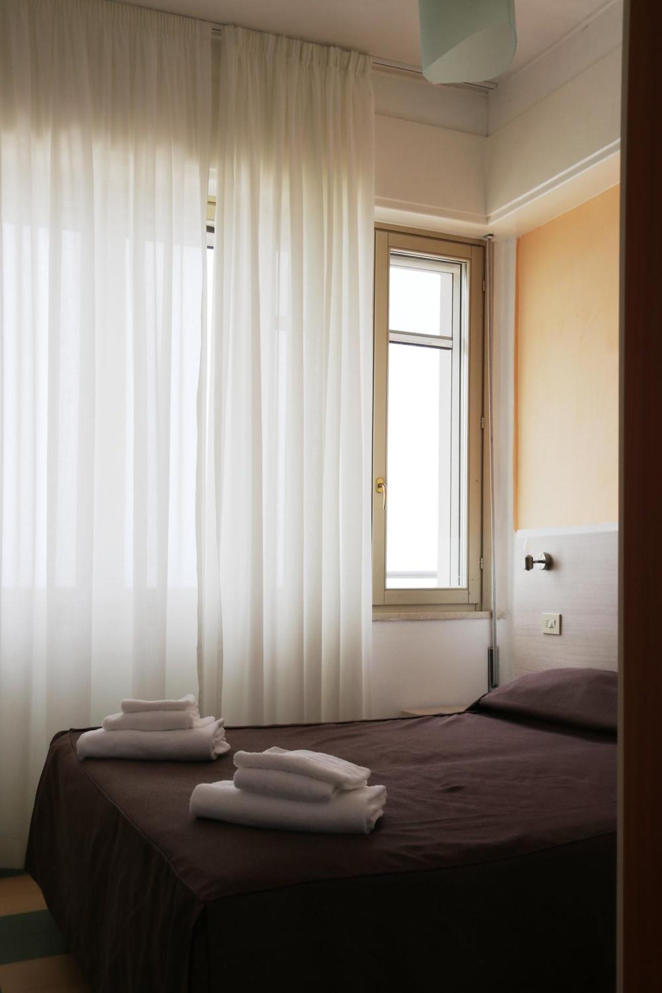 Hotel Villa Trieste Sirmione Exterior foto